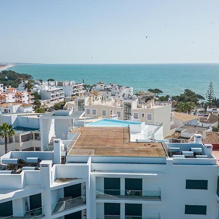 Perfect Place To Escape To With Rooftop Infinity Pool Daire Olhos de Agua  Dış mekan fotoğraf